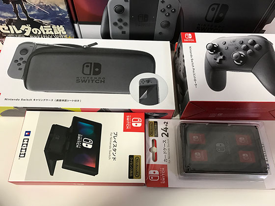 【ゲーム】Nintendo Switchがついに発売！本体がめちゃくちゃ軽くて小さくてビックリ！