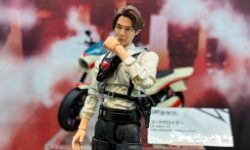 <span  万津莫』が参考出品！I'm on it .（さあ、やろうか）のポーズも再現可能に！</span>